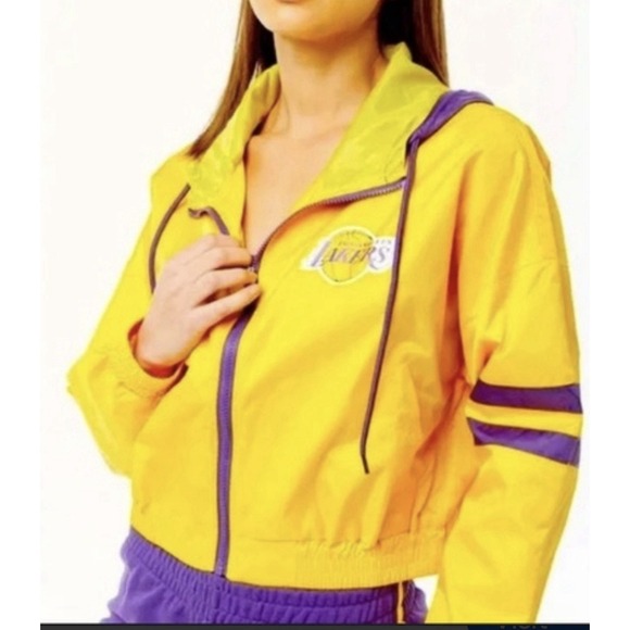 NBA Jackets & Blazers - NBA Los Angeles Lakers Full Zip Windbreaker Jacket Youth Sz Medium Yellow Purple